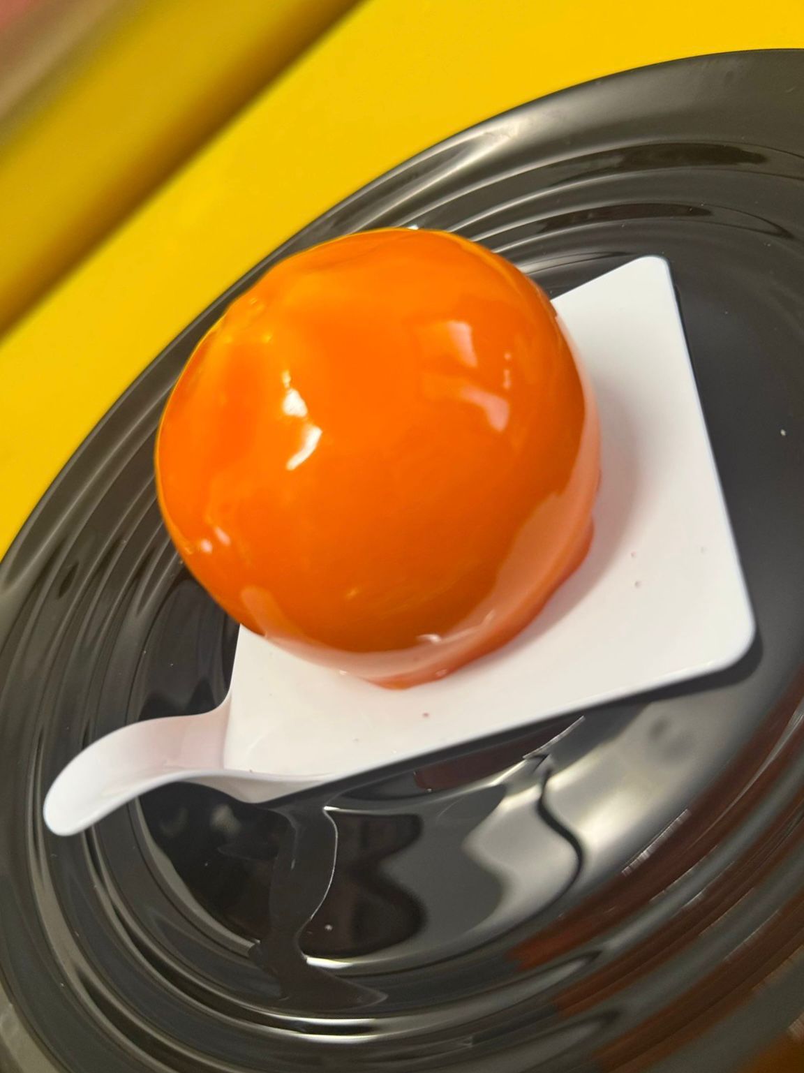 Semifreddo a forma di arancia